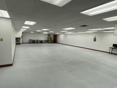 5233 S Old State Road 37 , Open Workspace, Bloomington, אינדיאנה 47401, ארצות הברית של אמריקה 