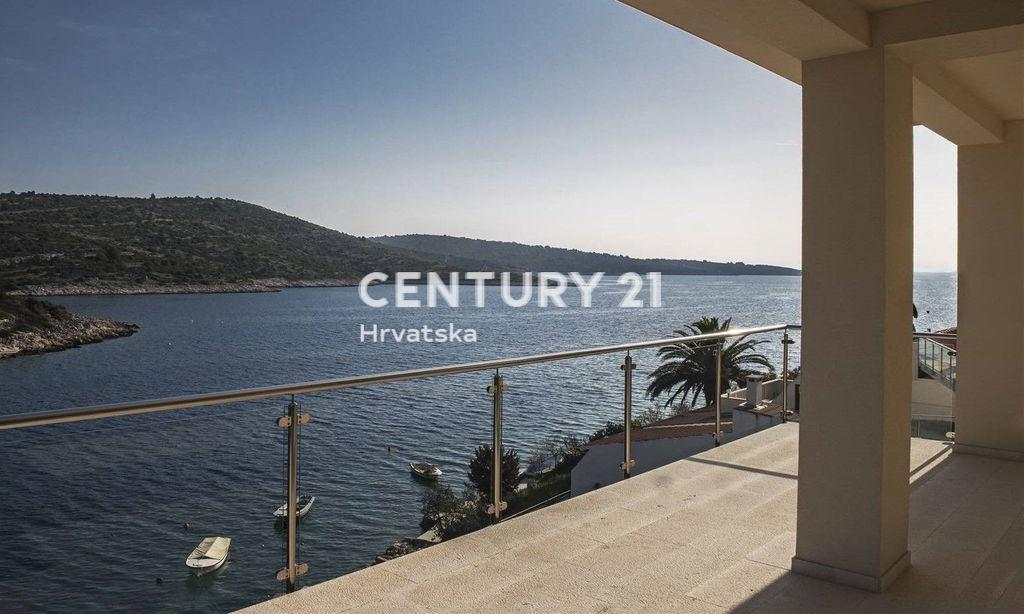 Rogoznica, Rogoznica, Šibensko-kninska Županija 22203, Croatia