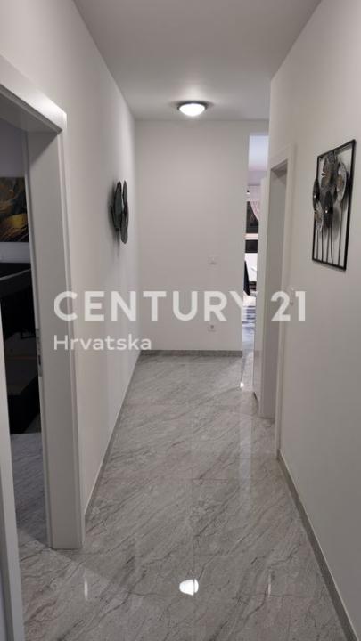 Zatonska, Vodice, Šibensko-kninska Županija 22211, Croacia