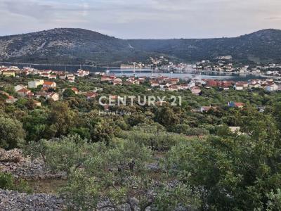 Marina, Vinišće, Porticciolo, Splitsko-dalmatinska Županija 21226, Croazia