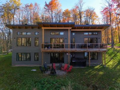 20 Ch. d'Eupen, Brownsburg-Chatham, Quebec J8G 2N7, Canada