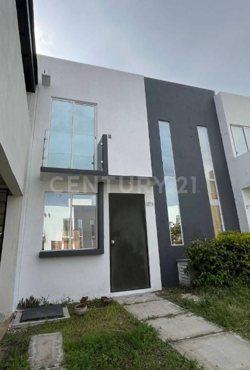 Fracc. Puerta Paraíso, Cto. Aquilea 7 - A, Silao, 瓜纳华托 36132, 墨西哥