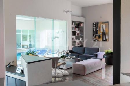 Casa Residencial en Venta, Fracc. Campestre Paraíso, zona Zavaleta, Puebla ., Puebla, Puebla 72150, Mexico