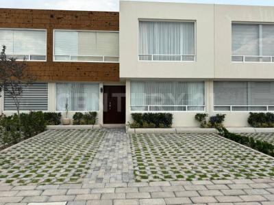 Nueva Granada MZ 16 Casa 16, Calimaya, Estado De México 52220, México