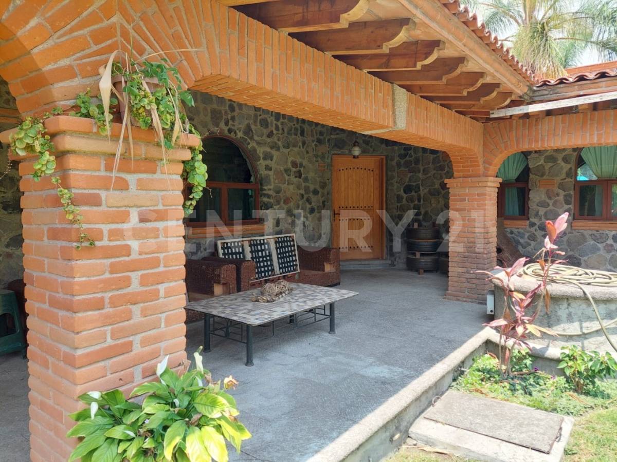 Paseo de los Nogales 1917, Atlixco, Puebla 74294, Mexico