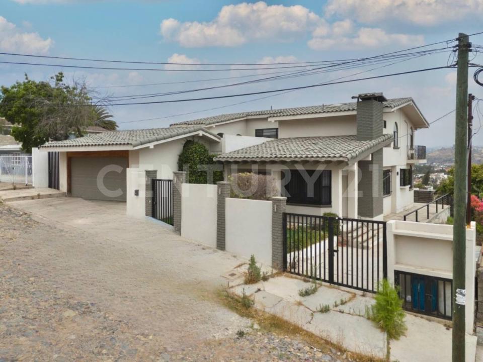 felipe angeles 48, Ensenada, Baja California 22820, Mexico