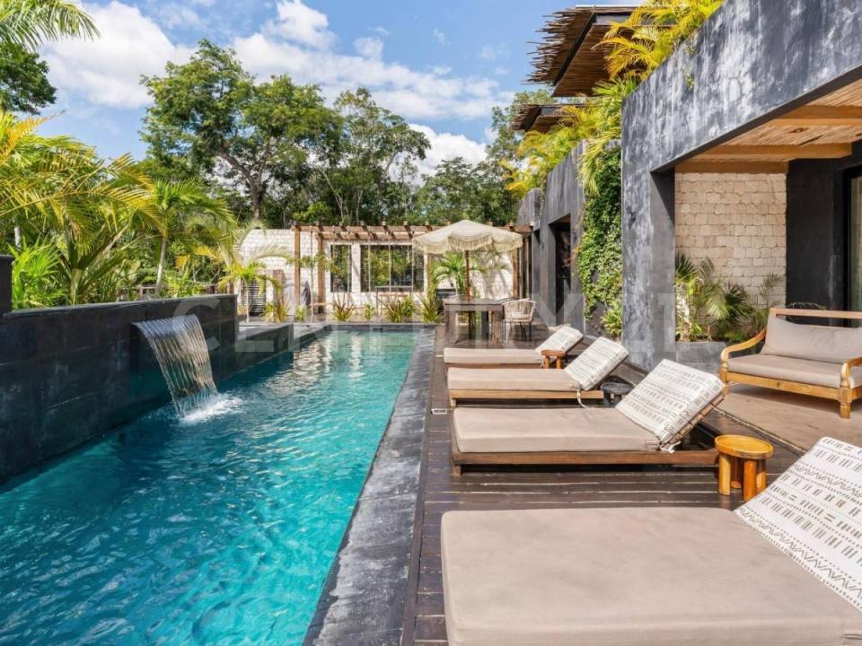 33 Poniente 251, Tulum, Quintana Roo 77760, Mexico