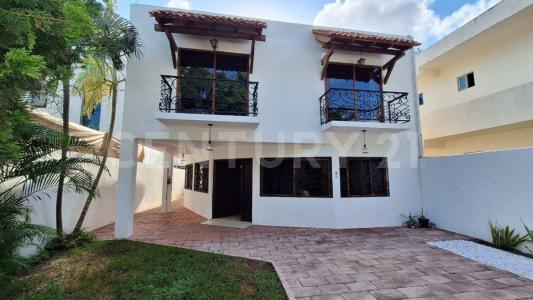 Privada Bugambilias Manzana 16 lote 10, Solidaridad / Riviera Maya, Quintana Roo 77717, Mexiko