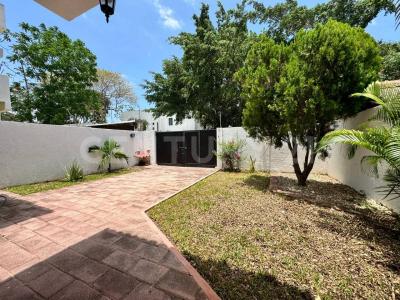 Privada Bugambilias Manzana 16 lote 10, Solidaridad / Riviera Maya, Quintana Roo 77717, Mexiko