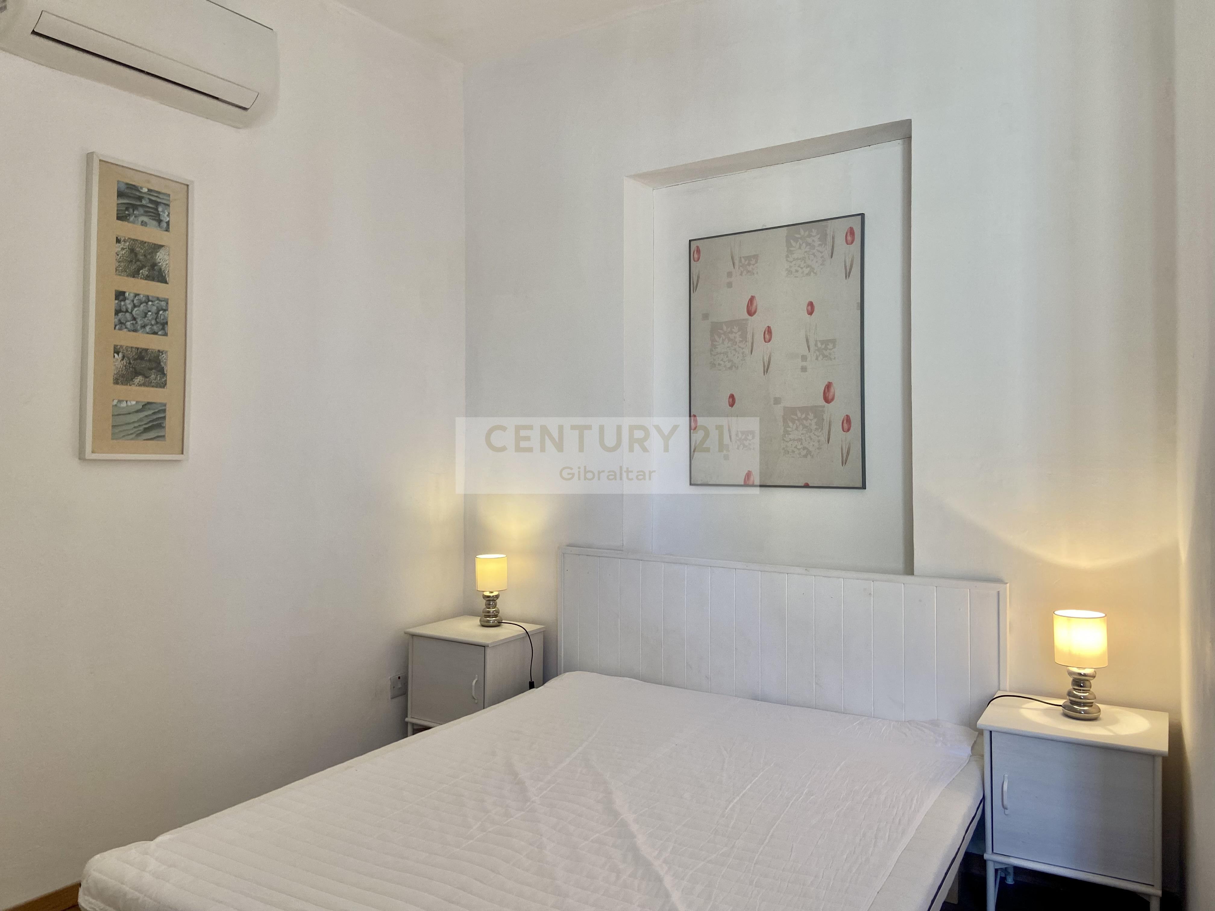 0/1, 220, Upper Town, Upper Town, Гибралтар