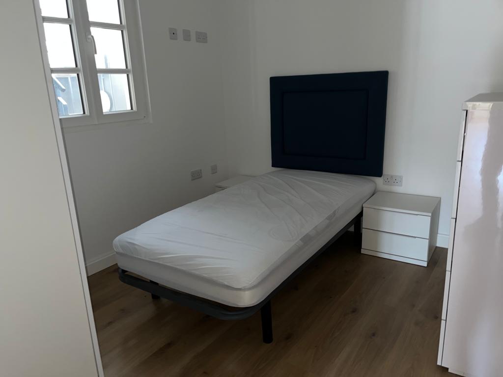 0/1, 220, Upper Town, Upper Town, Гибралтар