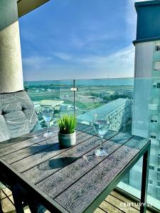 0/1, 220, Ocean Spa Plaza, Ocean Village, Gibraltar