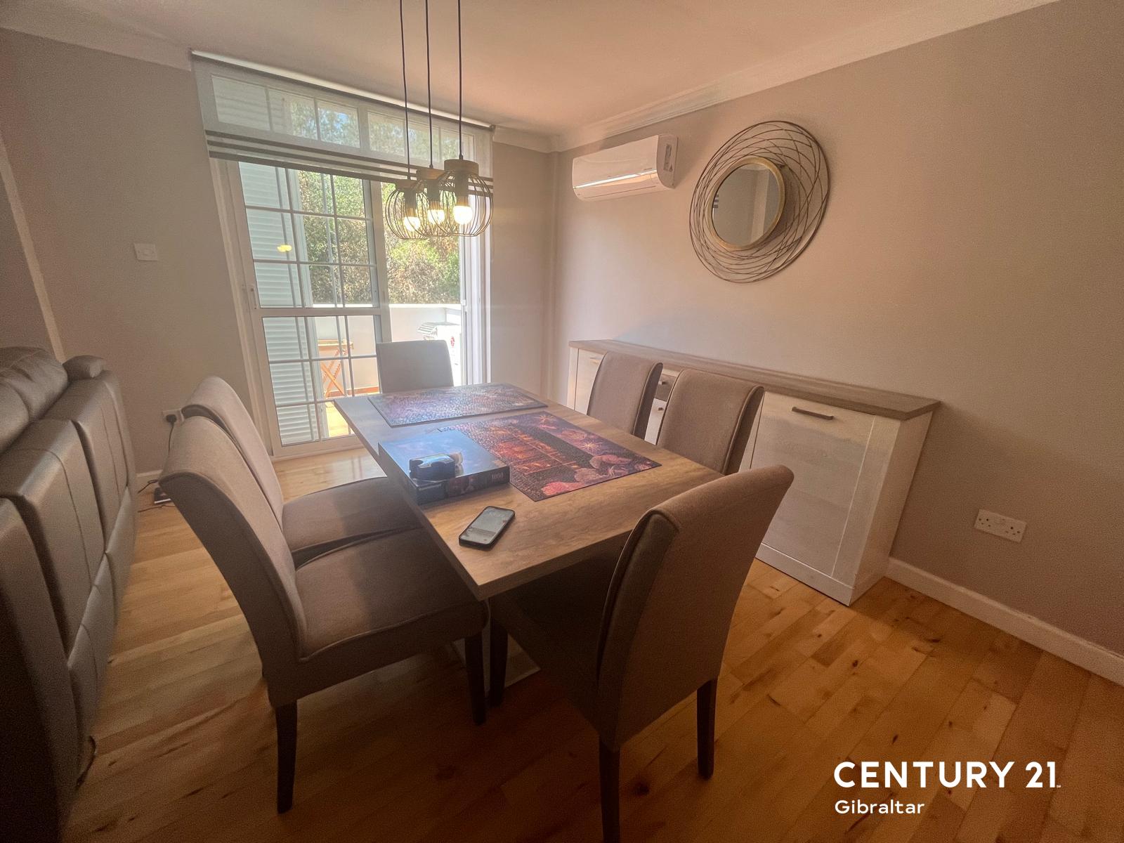 0/1, 220, Sunset Close, South District, 直布羅陀