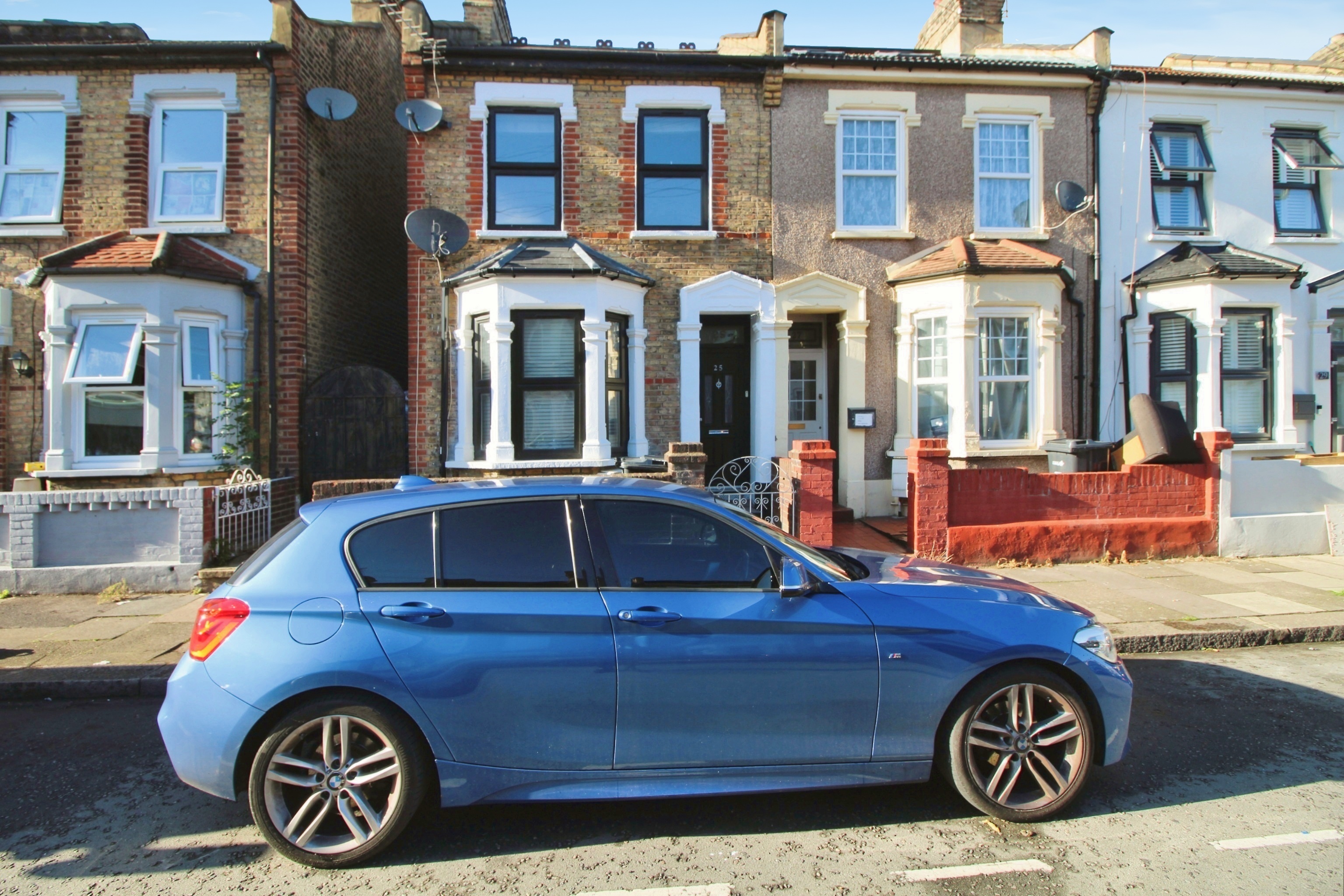 25, Francis Avenue, ILFORD, United Kingdom