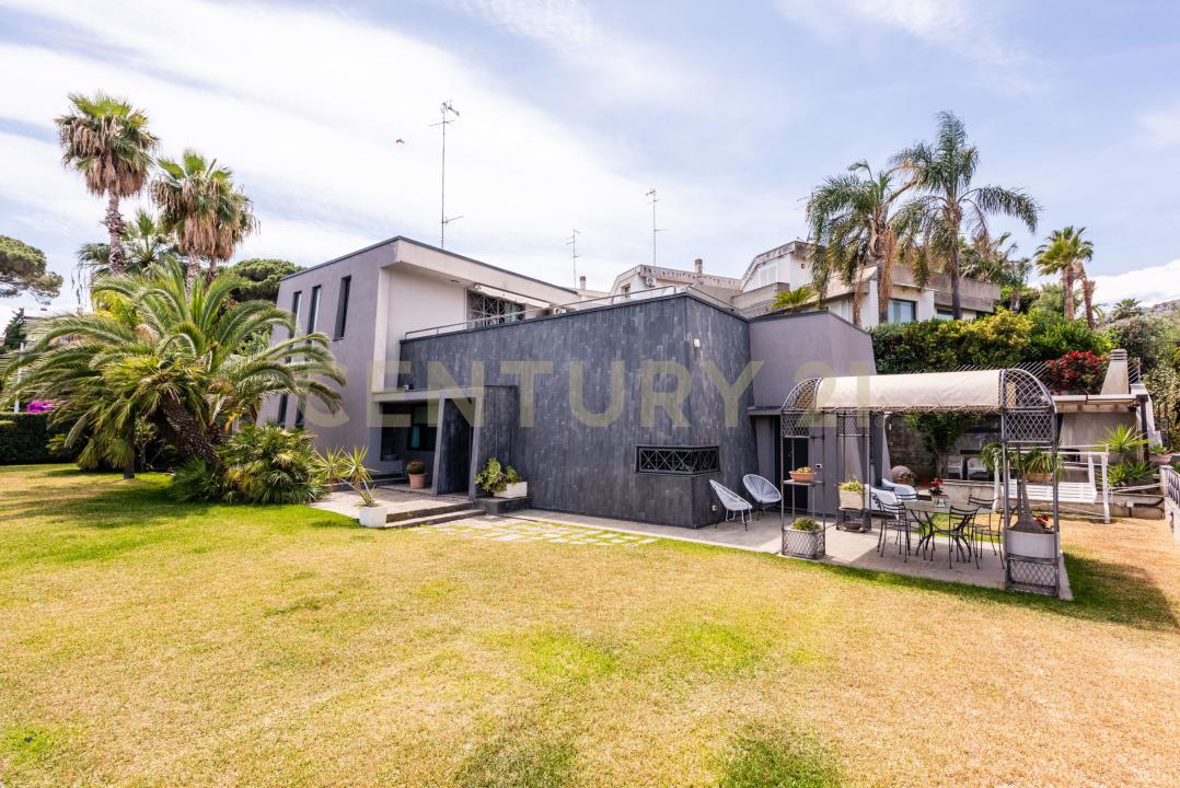 Via Litteri, Aci Castello, Sicilia 95021, Ý