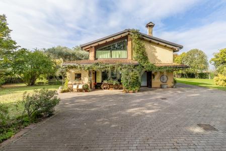 Via Pozzoveggiani, Padova, Vénétie 35100, Italie