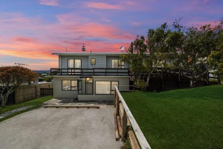 218 Staithes Drive South, Whitby, Porirua City 5024, New Zealand