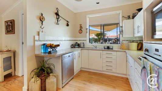 1 Little Queen Street, Forbes, NSW 2871, Australia