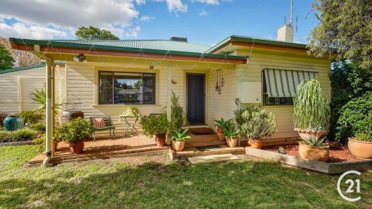 1 Little Queen Street, Forbes, NSW 2871, Australia