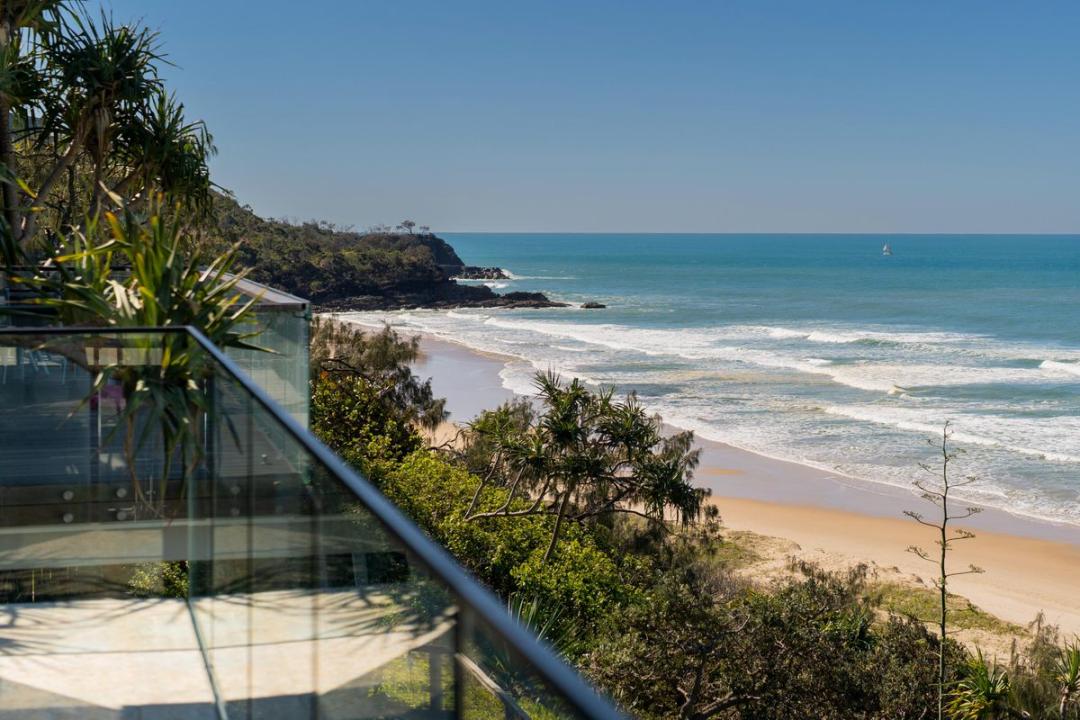 10 Arakoon Crescent, Sunshine Beach, QLD 4567, Australia