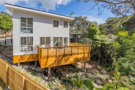 27 John Court Street, Birkenhead, Auckland 0626, New Zealand