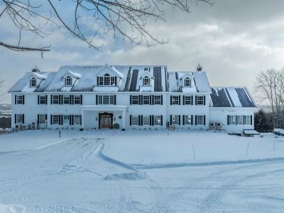 605  Ch. MacDonald, Hatley - Canton, Квебек J0B 2C0, Канада