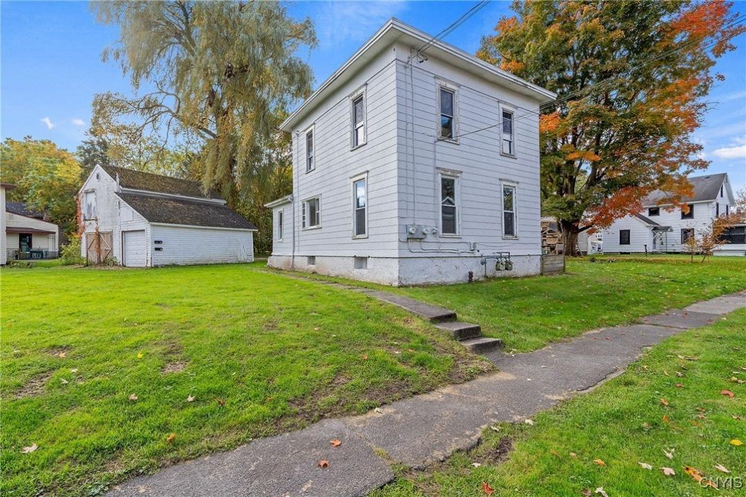 86 Bridge Street #2, Phoenix, Нью-Йорк 13135, Соединенные Штаты