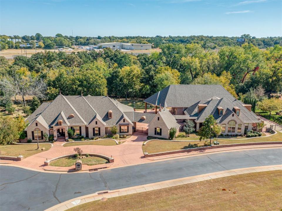 4808 Rose Rock Drive, Oklahoma City, Oklahoma 73111