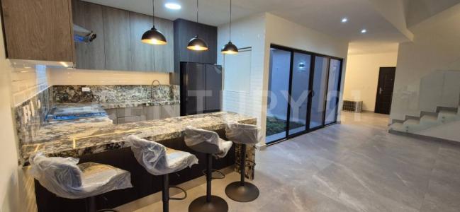 Cerradas Lumina ll 120, García, Nuevo León 66036, Mexiko