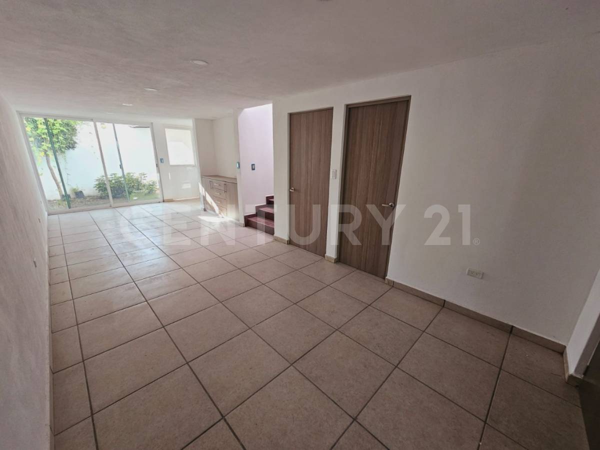 15 PONIENTE, ARBOLEDAS DE SAN MIGUEL 506, INT 4, Puebla, Puebla 72471, Mexico