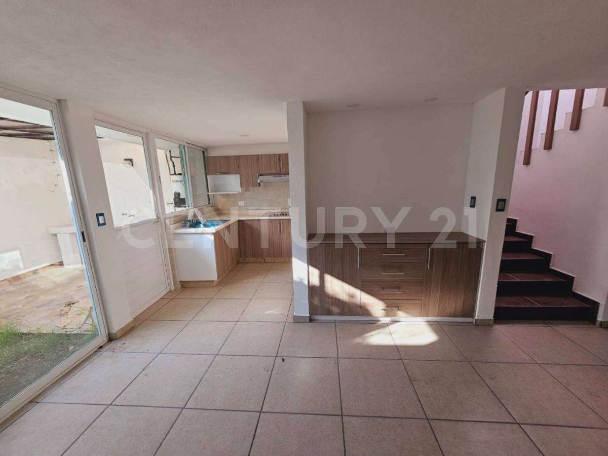 15 PONIENTE, ARBOLEDAS DE SAN MIGUEL 506, INT 4, Puebla, Puebla 72471, Mexico