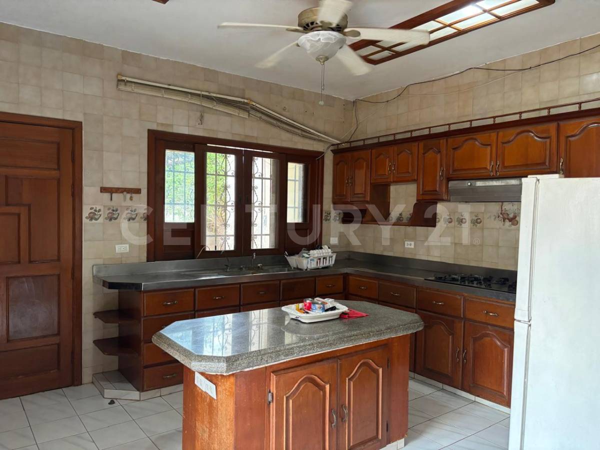 Calle 17 X 24 Y 26 N.123, Mérida, Yucatán 97125, Mexiko