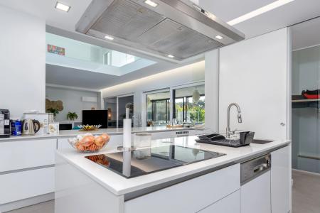 Almada, Setubal 2820-569, Portugal