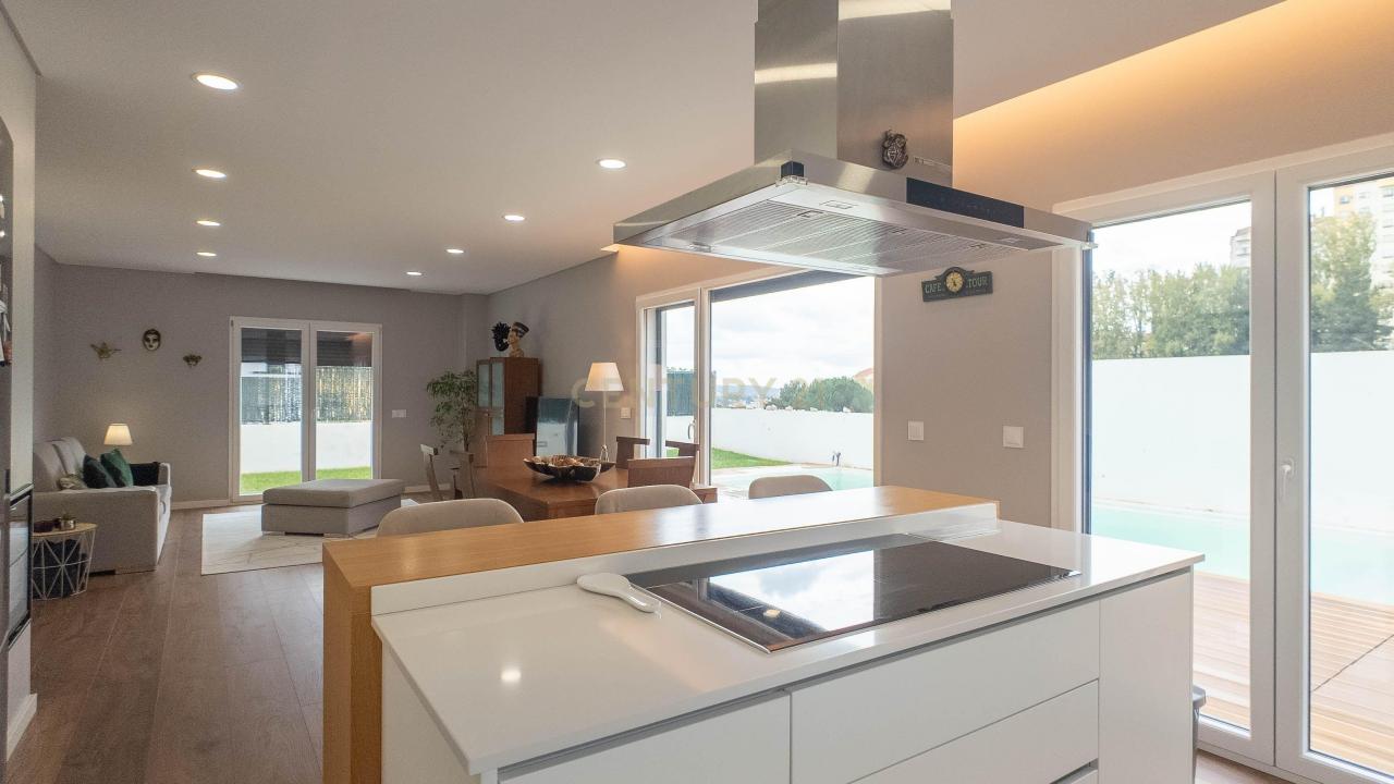 Odivelas, Lisboa 2620-307, Portugal