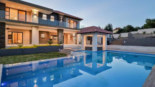 Hartbeespoort, North West, South Africa