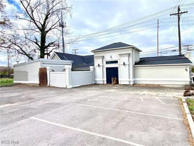 9102 Aetna Road, Cleveland, Ohio 44105, USA