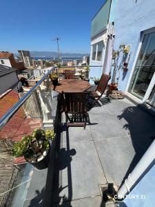 0/1, 220, Upper Town, Upper Town, Gibraltar