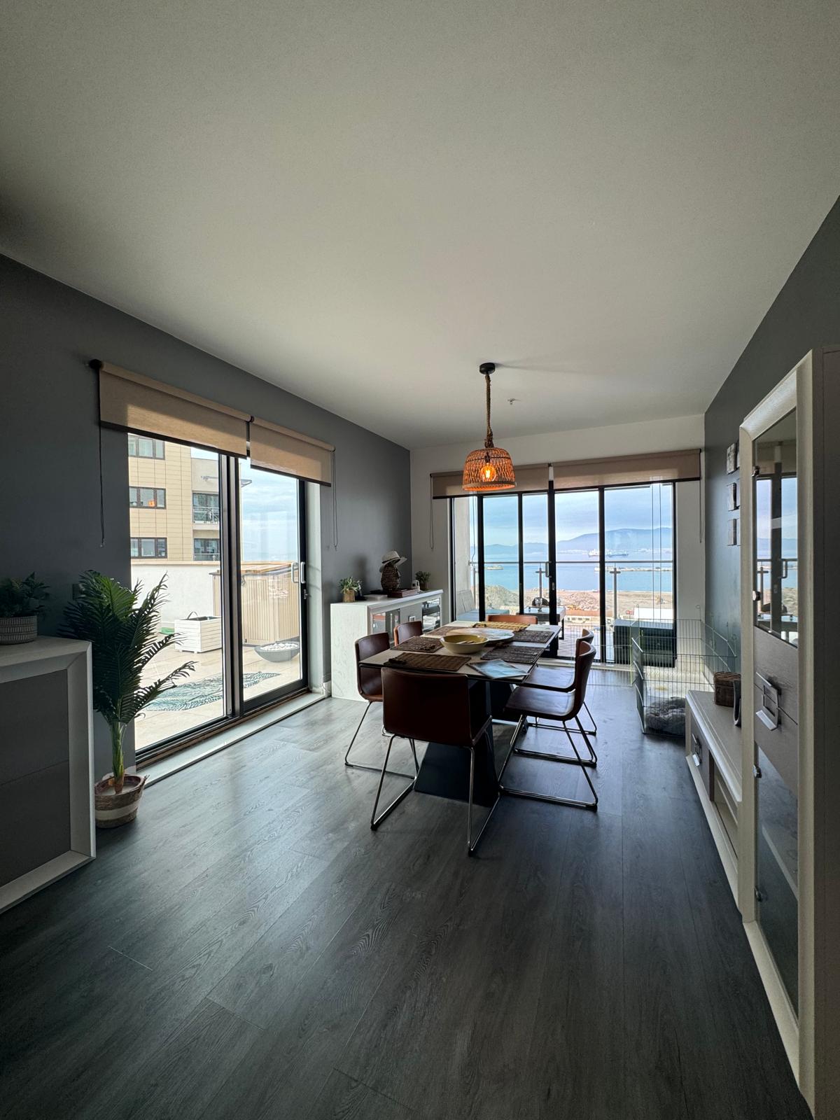 0/1, 220, Kings Wharf Quay 27, Queensway, ジブラルタル