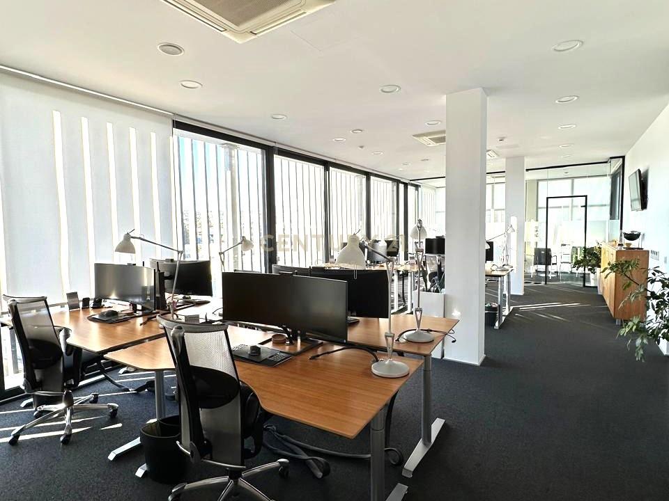 Agios Athanasios, Chipre