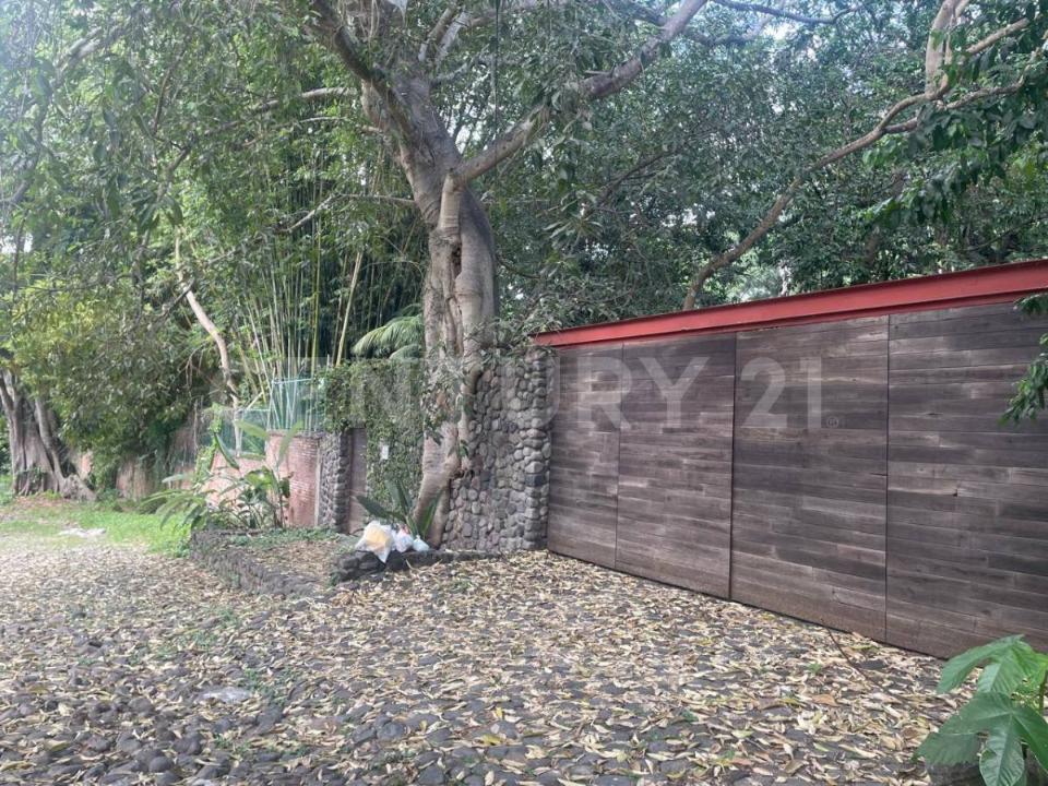 Primero de mayo 56, Comala, Colima 28450, Meksyk