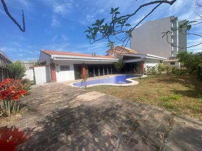 . ., Central, Uruca, Central, San José 10101, Costa Rica