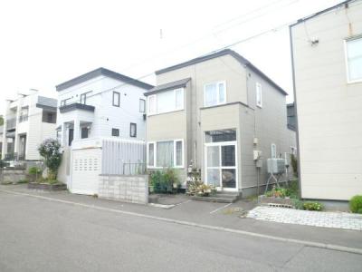 新琴似十条12丁目7番17号, 札幌市北区, Hokkaido 001-0910, Japon