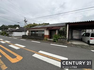 高城町大井手2600-6, 車庫付き 高城お手軽中古物件, 都城市, Miyazaki 885-1203, Japan