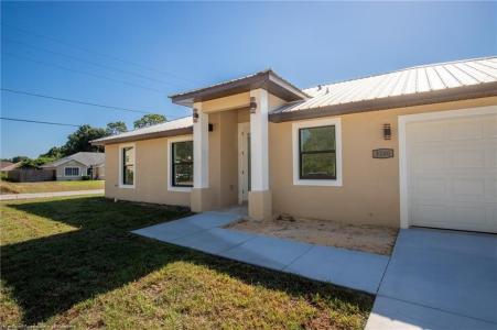 5200 Ivory Drive, Sebring, Floryda 33875, USA