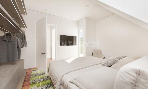 Saarbrücken , Saarland 66113, Germany