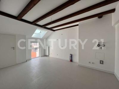 Frankfurt Am Main, Hessen 60487, Germany