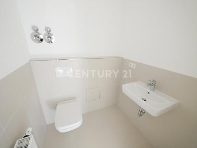 Frankfurt Am Main, Hessen 60487, Germany