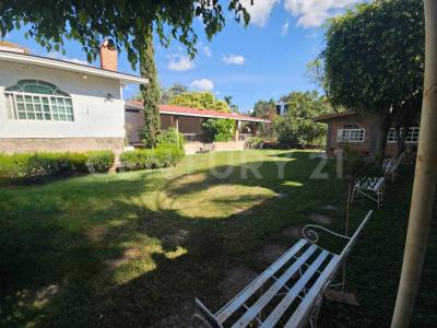 Circuito Limón 14 Mz. 2, Emiliano Zapata, Arenal, Jalisco 45350, Mexico