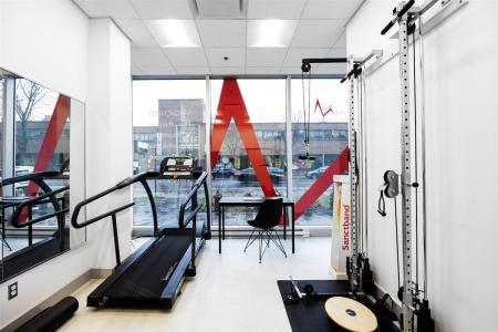 4921  Rue Jean-Talon O., Montréal (Côte-des-Neiges/Notre-Dame-de-Grâce), Québec H4P 1W7, Canada