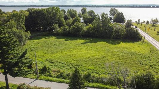 24e Avenue O., Venise-en-Québec, ケベック J0J 2K0, カナダ